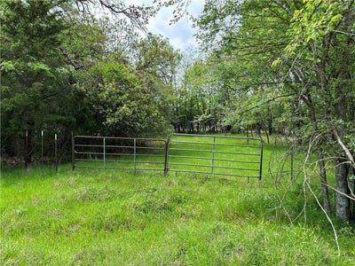 /international/us/00-hickory-loop-road-thornton-tx-110100881740/?lang=es