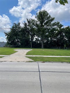 /international/us/1432-davis-avenue-grinnell-ia-110101361227/?lang=en