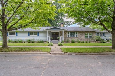 /international/us/2315-emerson-street-wausau-wi-110100753749/