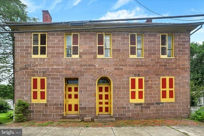 /international/us/302-w-front-street-lewisberry-pa-110101038246/