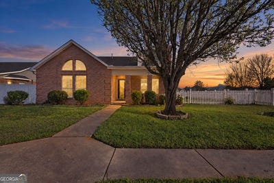 /international/us/87-park-lane-warner-robins-ga-110110196060/