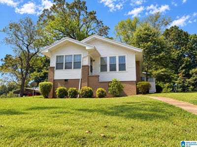 /international/us/118-highland-drive-hueytown-al-110110145763/