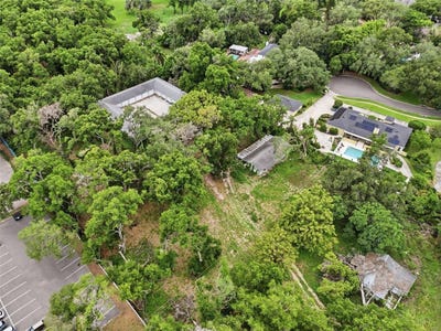 /international/us/832-s-parsons-avenue-brandon-fl-110108477641/