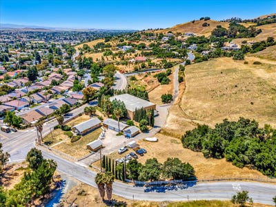 /international/us/1995-old-calaveras-rd-milpitas-ca-110092800734/?lang=zh-tw