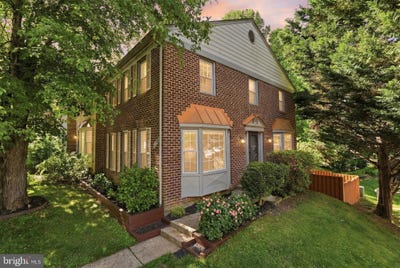 /international/us/5719-crownleigh-court-burke-va-110108352607/