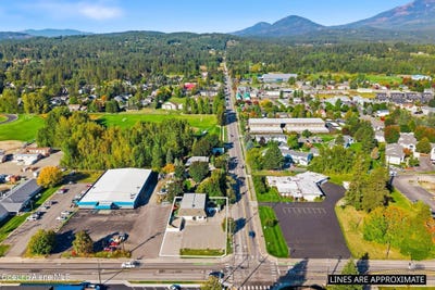 /international/us/102-s-division-ave-sandpoint-id-110119960956/