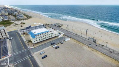 /international/us/1501-ocean-terrace-seaside-heights-nj-110107982554/