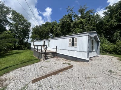 /international/us/376-cumberland-drive-bronston-ky-110109195830/