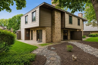 /international/us/17700-breconwood-road-minnetonka-mn-110108816524/