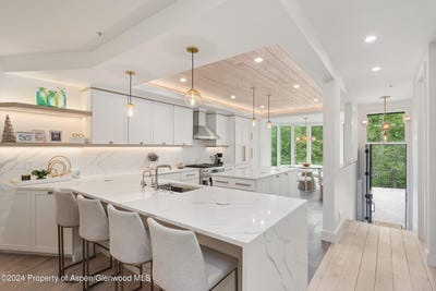 /international/us/381-ridge-road-snowmass-village-co-110095015885/