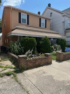 /international/us/609-mckinley-street-hazleton-pa-110100978057/