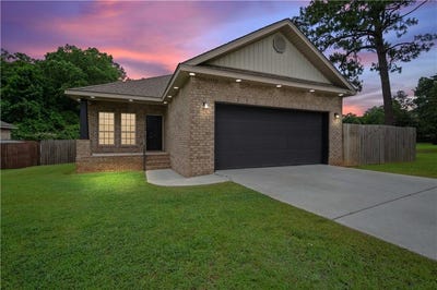 /international/us/8156-cheyenne-street-n-theodore-al-110108551417/