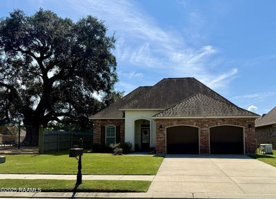 /international/us/134-raven-cliff-lane-broussard-la-110105416633/