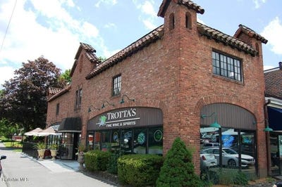 /international/us/490-main-st-great-barrington-ma-110096221406/?lang=en