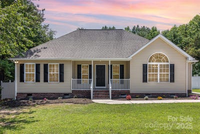 /international/us/608-red-hawk-way-clover-sc-110100593484/?lang=en