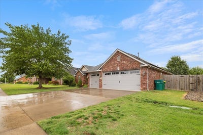 /international/us/201-monroe-street-centerton-ar-110108584177/