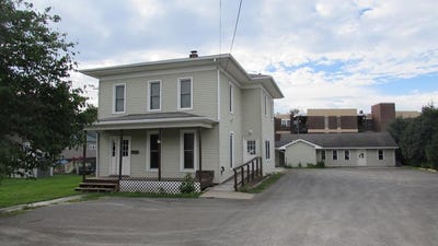 /international/us/44-west-elmira-mansfield-pa-110100613694/
