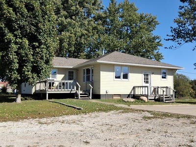 /international/us/710-3rd-street-glenwood-mo-110120483994/