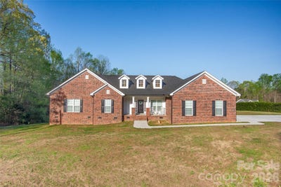 /international/us/540-new-salem-road-statesville-nc-110107172164/