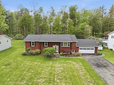 /international/us/2592-marshland-apalachin-ny-110108064230/