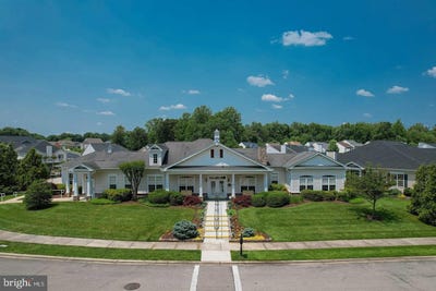 /international/us/22-camden-circle-la-plata-md-110099717293/