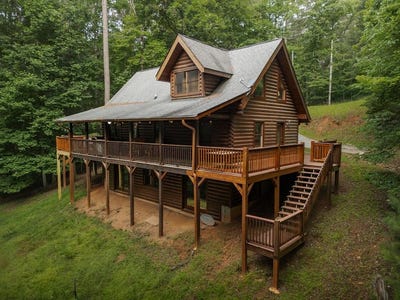 /international/us/35-noel-court-ellijay-ga-110109131974/