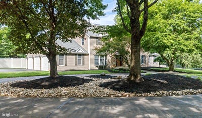 /international/us/1347-heller-drive-yardley-pa-110108901702/