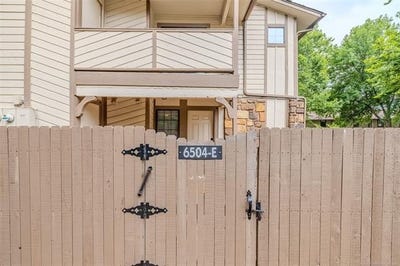 /international/us/6504-s-memorial-drive-tulsa-ok-110108856826/