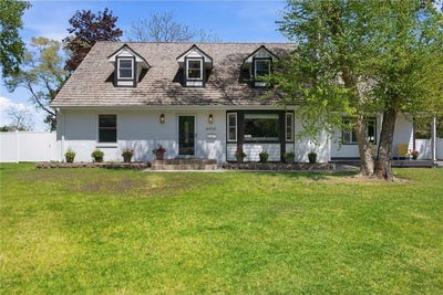 /international/us/4850-w-64th-street-edina-mn-110108335056/