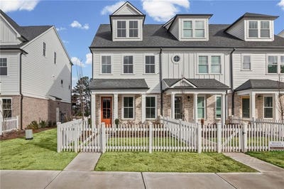 /international/us/216-village-overlook-canton-ga-110108032197/