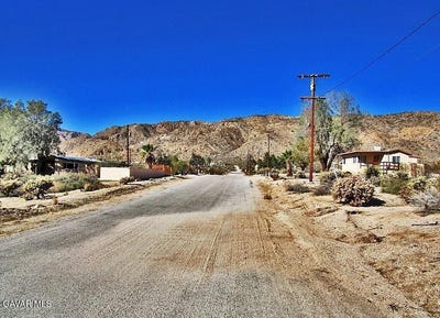 /international/us/8675-highland-road-morongo-valley-ca-110106227930/