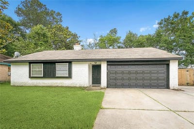 /international/us/229-s-queens-drive-slidell-la-110108251925/
