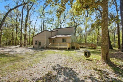 /international/us/473-beechwood-drive-crawfordville-fl-110110357239/