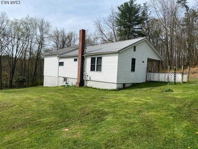 /international/us/123-w-5th-westover-pa-110107353183/