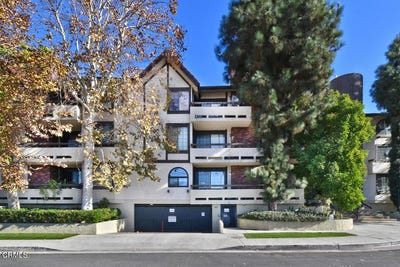 /international/us/5534-encino-avenue-encino-ca-110110270999/