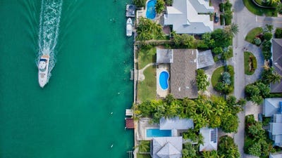 /international/us/631-n-mashta-drive-key-biscayne-fl-110097248997/