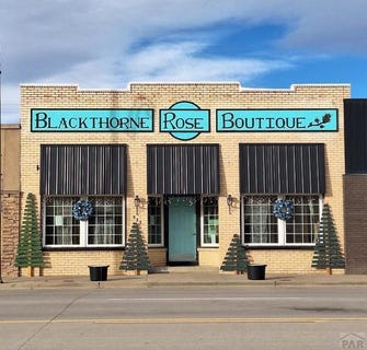 /international/us/935-main-st-springfield-co-110108255932/