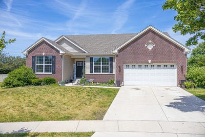 /international/us/1112-marion-court-shorewood-il-110108605184/