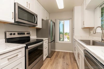/international/us/663-diamond-way-vista-ca-110108169478/