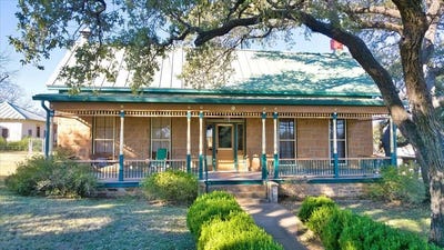 /international/us/424-moody-mason-tx-110104414569/