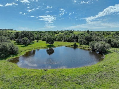 /international/us/4739-creamer-creek-road-la-grange-tx-110099699871/