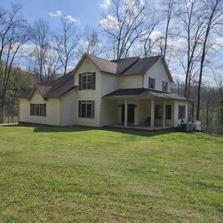 /international/us/601-justice-drive-manchester-ky-110107001586/