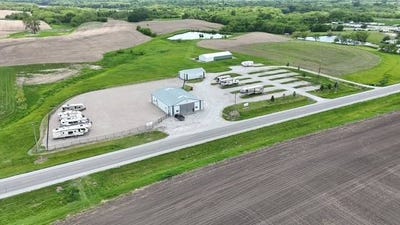 /international/us/19669-j18-moravia-ia-110104025262/