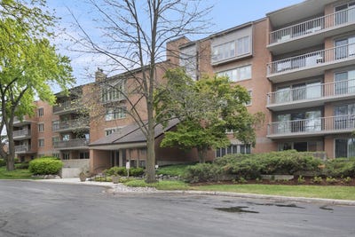/international/us/44-park-lane-park-ridge-il-110107696464/