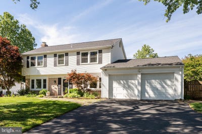 /international/us/13204-pressmont-lane-fairfax-va-110108093812/