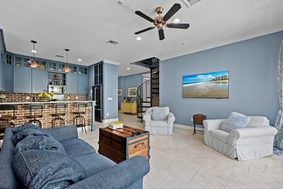 /international/us/12-se-1st-avenue-delray-beach-fl-110107203292/