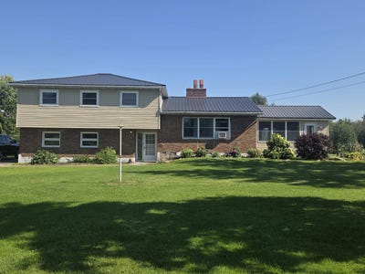 /international/us/312-state-highway-131-massena-ny-110119466195/