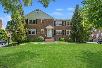 /international/us/68-86-new-england-ave-summit-city-nj-110108574199/