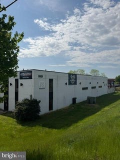 /international/us/9101-industry-drive-manassas-park-va-110107306331/