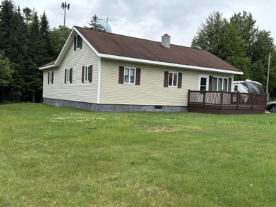 /international/us/21-adams-lane-newcomb-ny-110100510896/